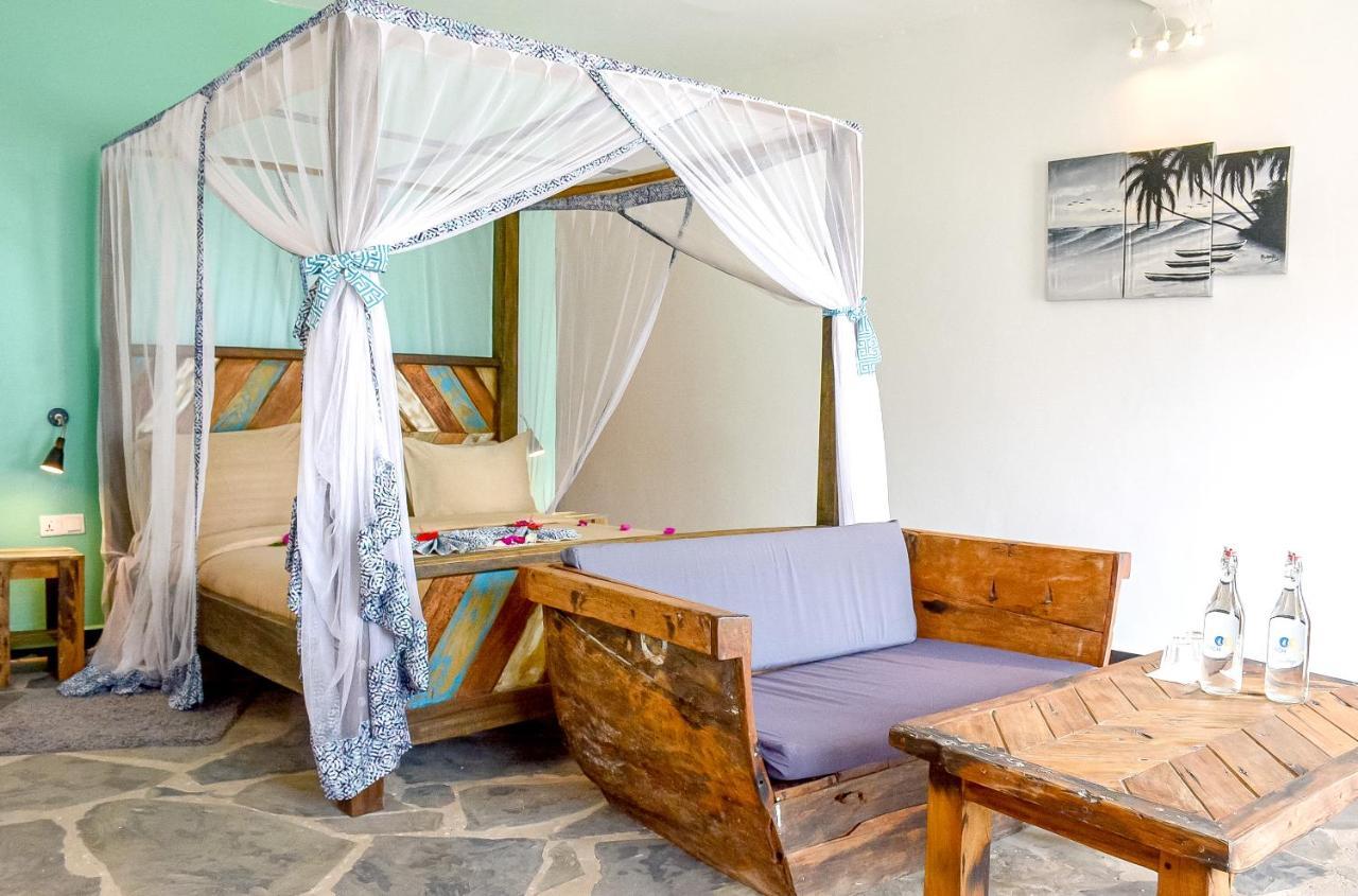 Курортний комплекс Zanzibar Bay & 4*
